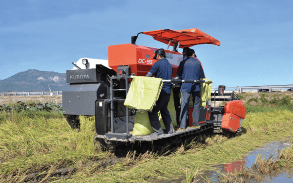 Kubota DC93: Máy gặt đập liên hợp công nghệ cao